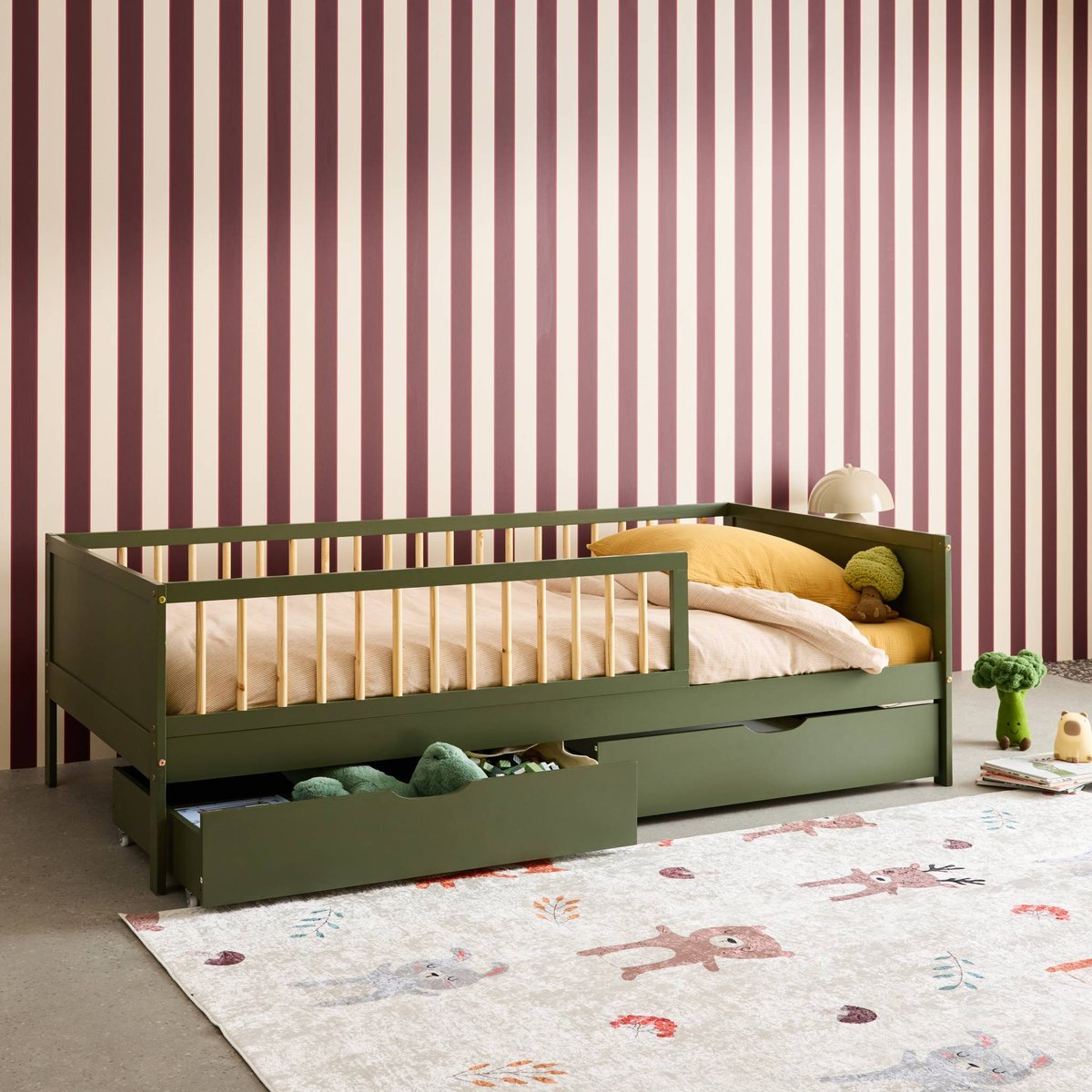 Lit enfant 90 x 190 cm pin naturel avec sommier à lattes et tiroirs ELIO blanc, SWEEEK