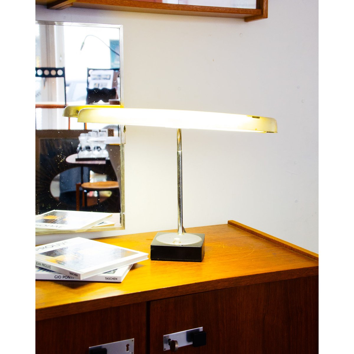 Lampe de bureau Hitachi Julia N°902 - Bon état beige, DEBONGOUT