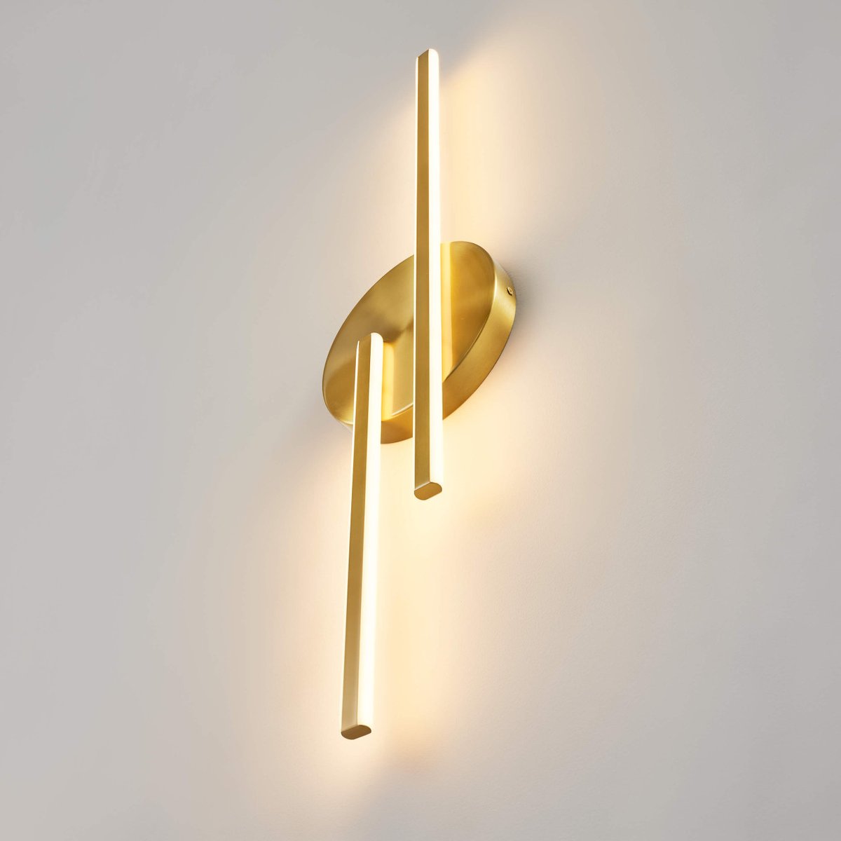 Applique LED minimaliste dorée - PIA laiton, KOSILUM