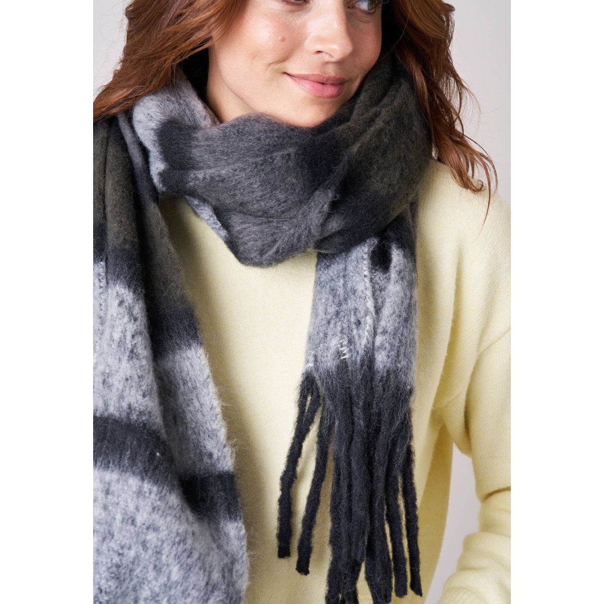 Écharpe femme rayée à franges REYA anthracite, DEELUXE