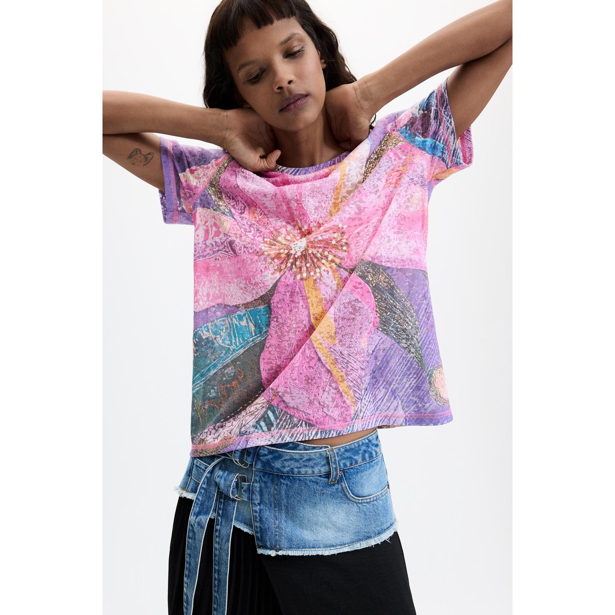 T-shirt imprimé à fleurs rouge, DESIGUAL
