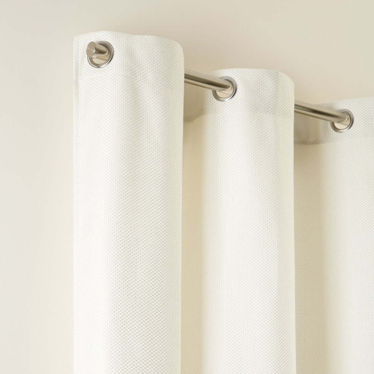 Rideau Oeillets Doublé Thermique en Tissage toile à l'effet satiné COCONUT ivoire, MADURA