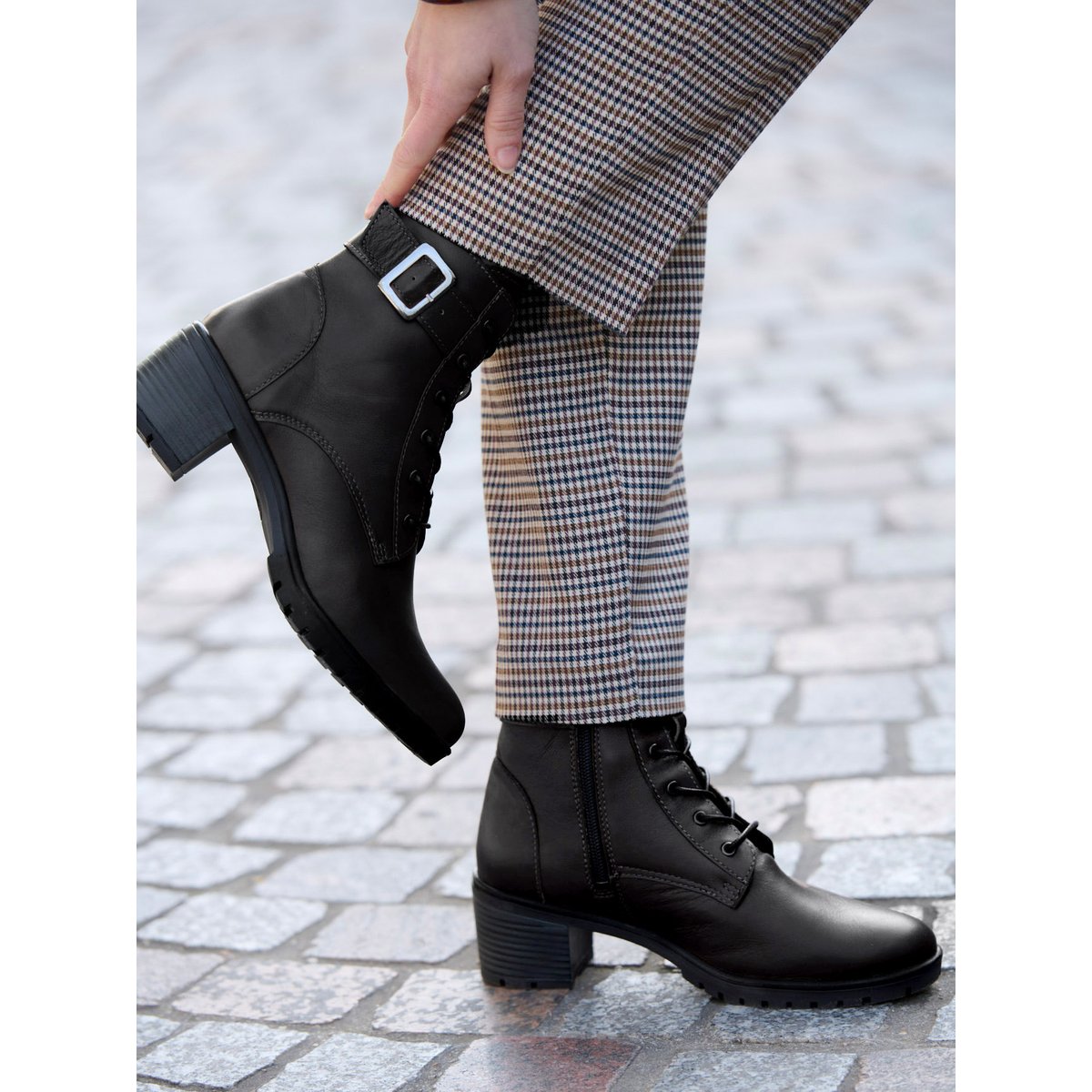Boots avec zip et lacets noir, PEDICONFORT