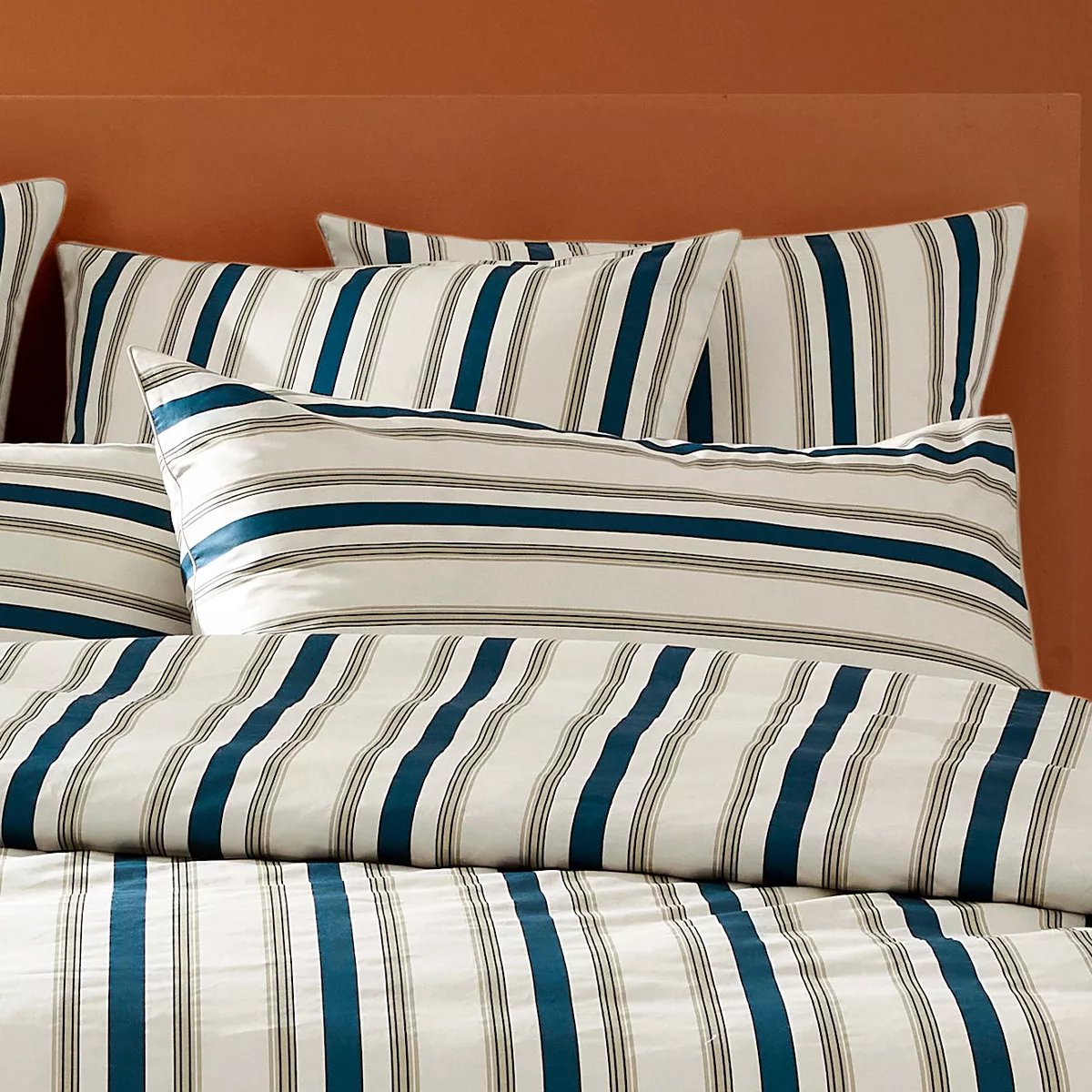 Lot de 2 taies satin de coton ETRETAT marine, GARNIER THIEBAUT