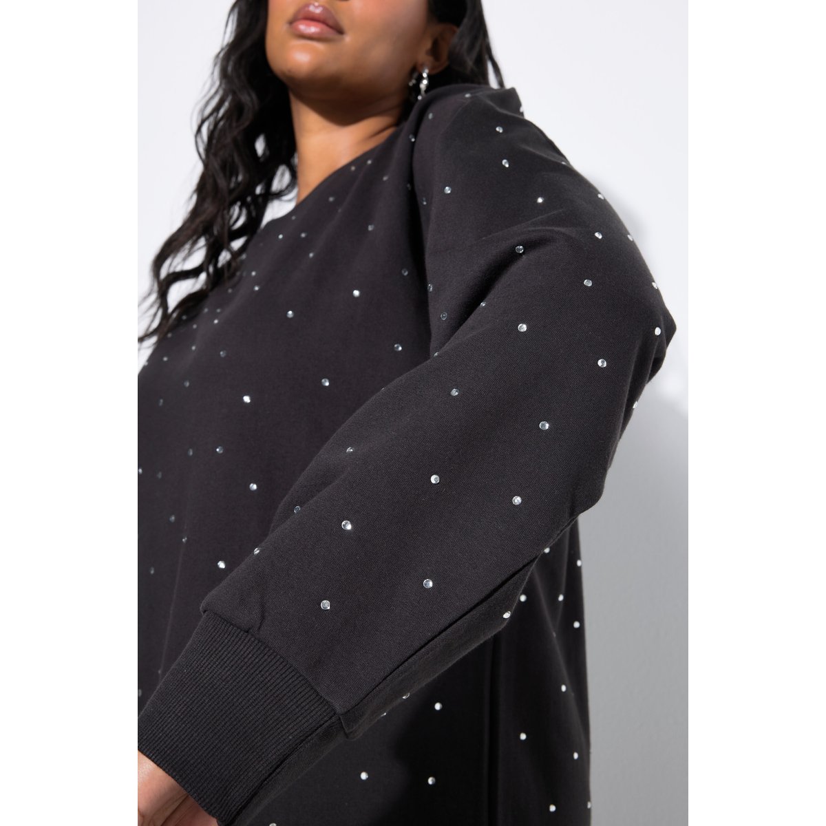 Robe en molleton oversize à strass chiné anthracite, STUDIO UNTOLD