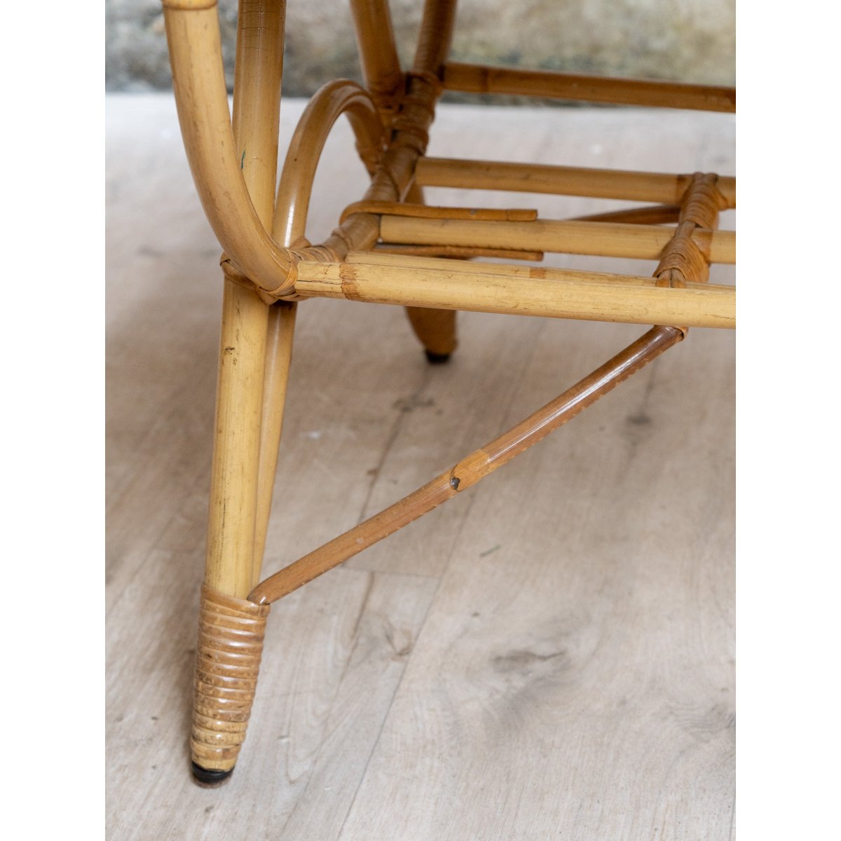 Table basse en rotin Léonie N°1586 - Bon état bois clair, DEBONGOUT