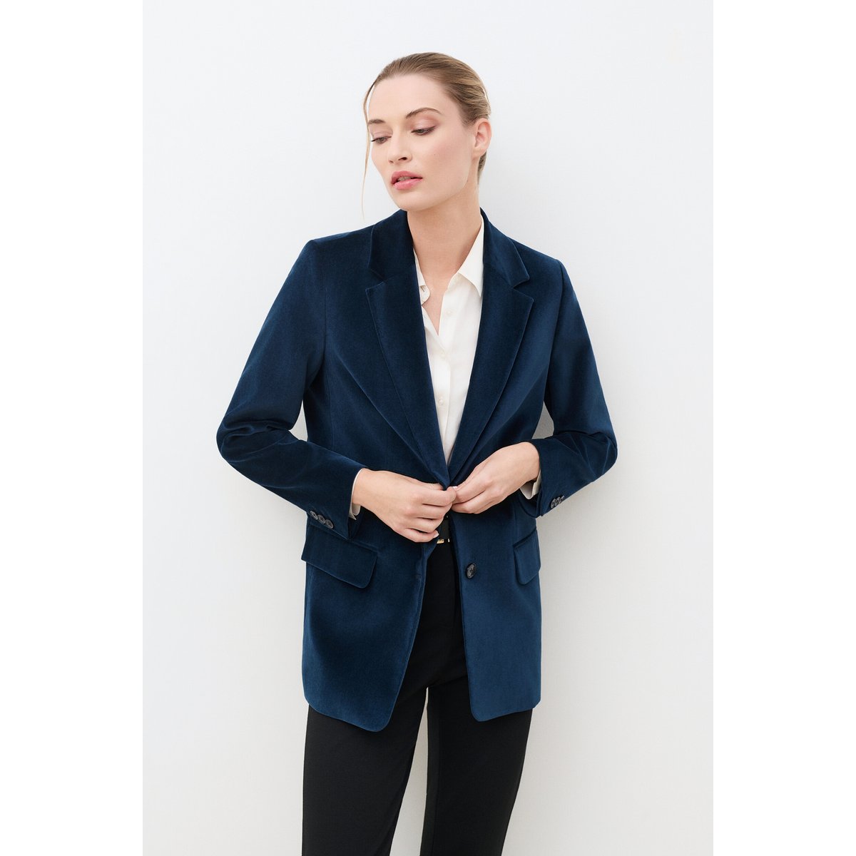 Veste droite col tailleur VOLTIGEVELOURS bleu marine, CAROLL