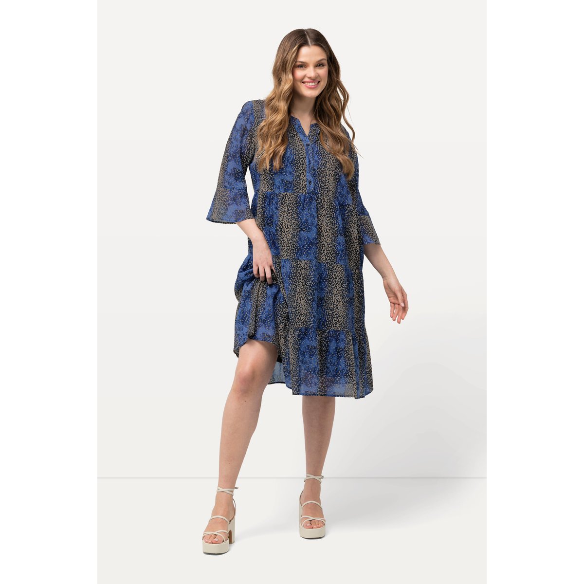 Robe midi à manches 3/4 volantées. marine, ULLA POPKEN