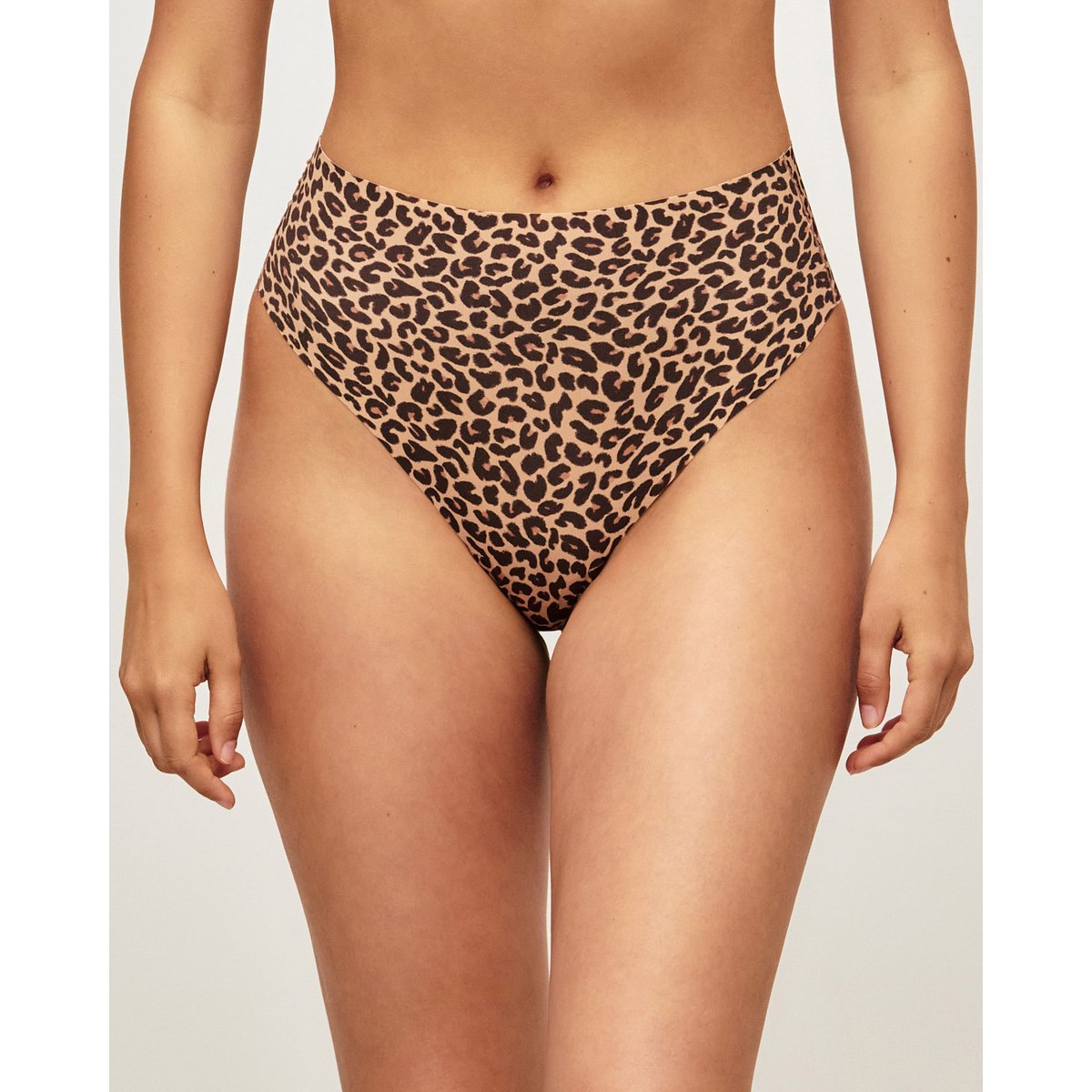String taille haute microfibre sans coutures motif léopard INVISIBLIZ PRI marron, UNDIZ