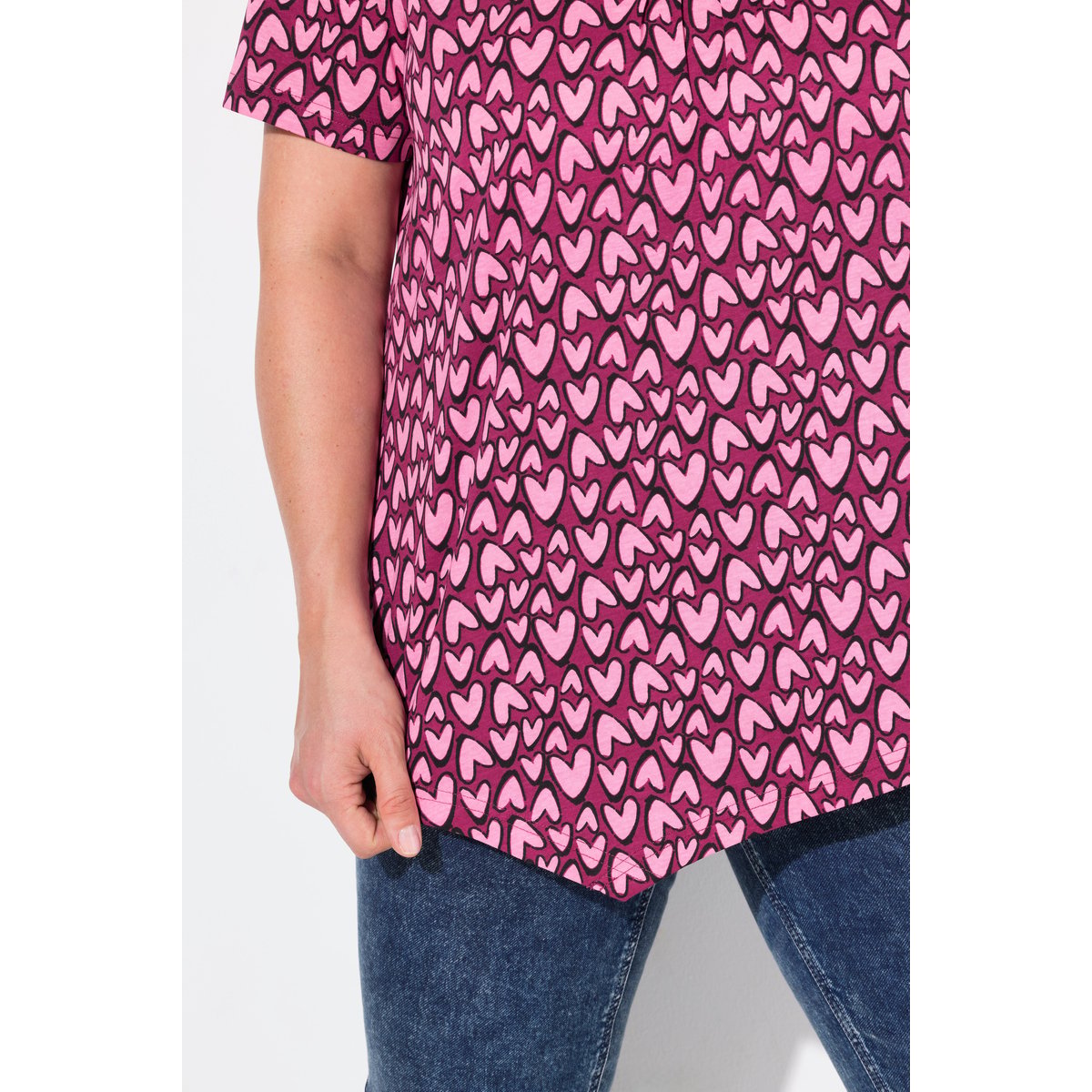 T-shirt imprimé petits cœurs, base en pointe rubis, ULLA POPKEN