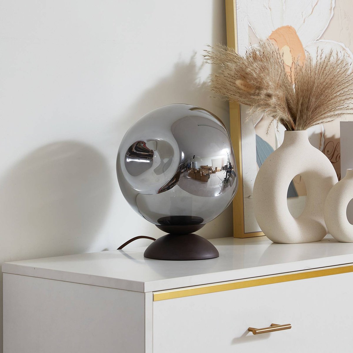 Lampe à poser en métal design, Valentina gris fumé, café, LINDBY