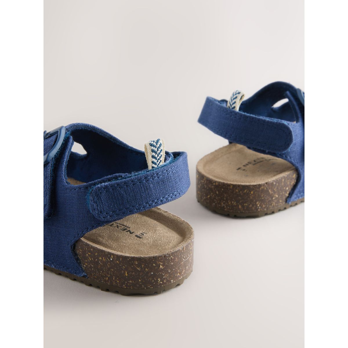 Sandales à double boucle bleu/bleu marine, NEXT