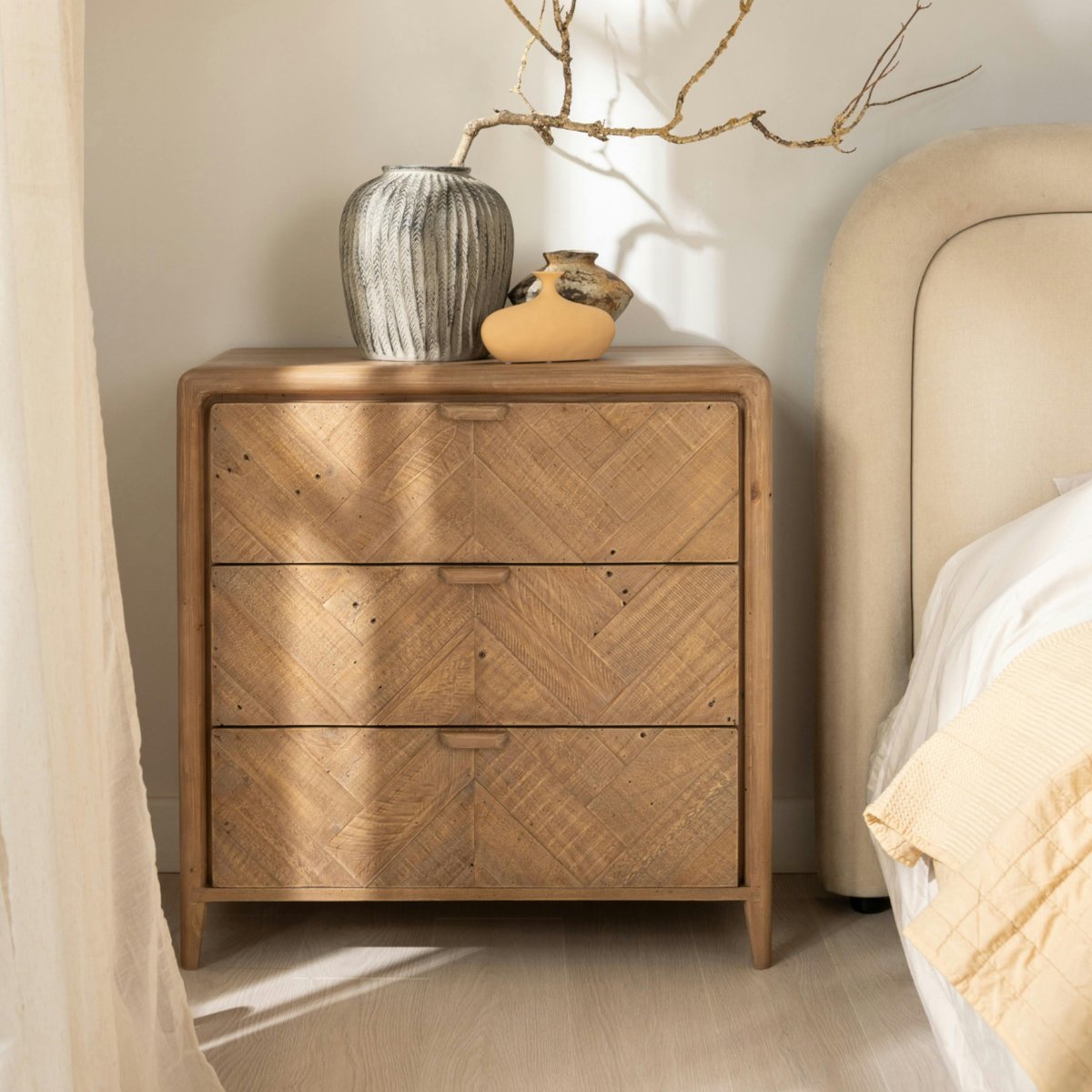 Table de chevet 3 tiroirs bois recyclé 55 cm KEARNEY bois naturel, PIER IMPORT