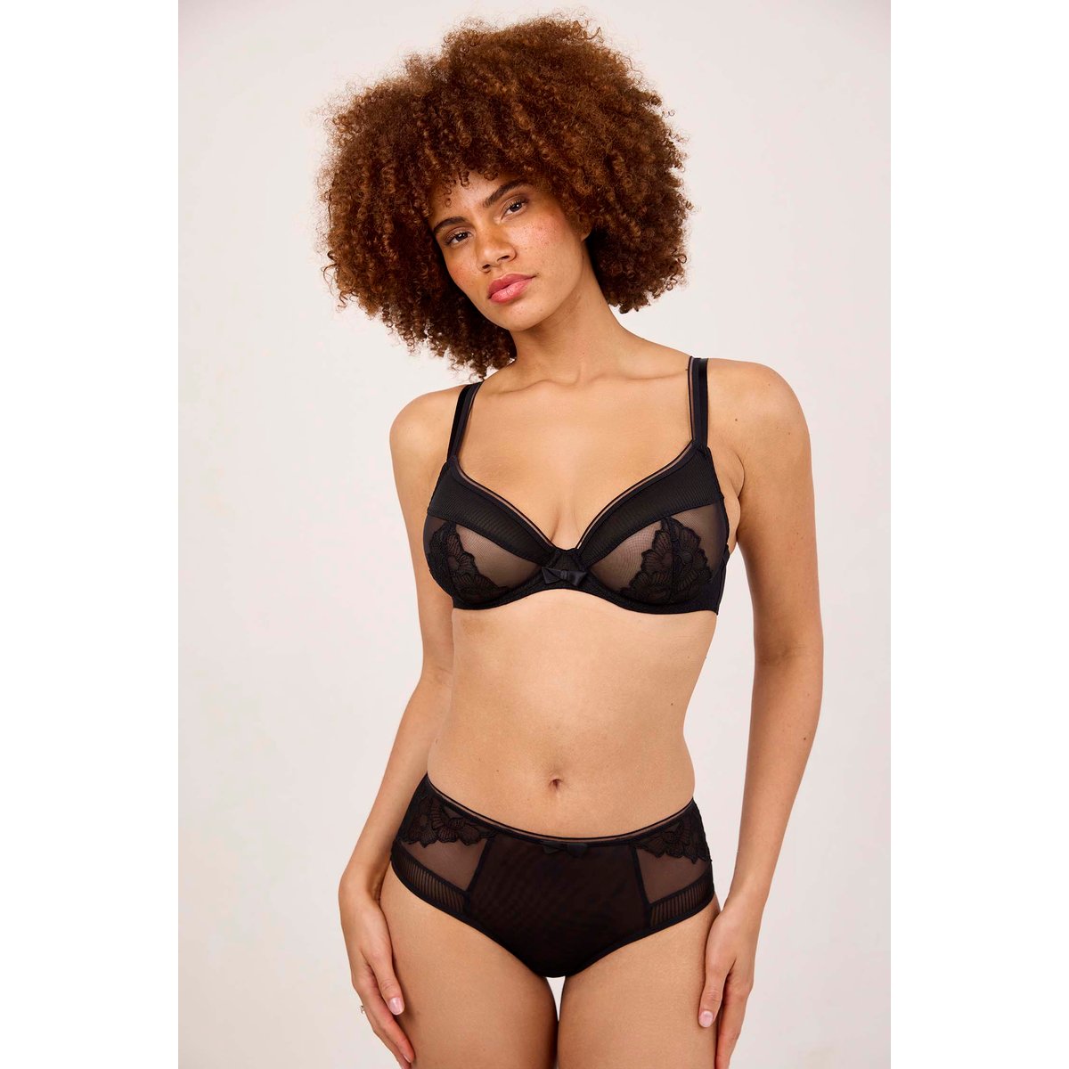 Shorty en broderie INTUITION noir, MAISON LEJABY