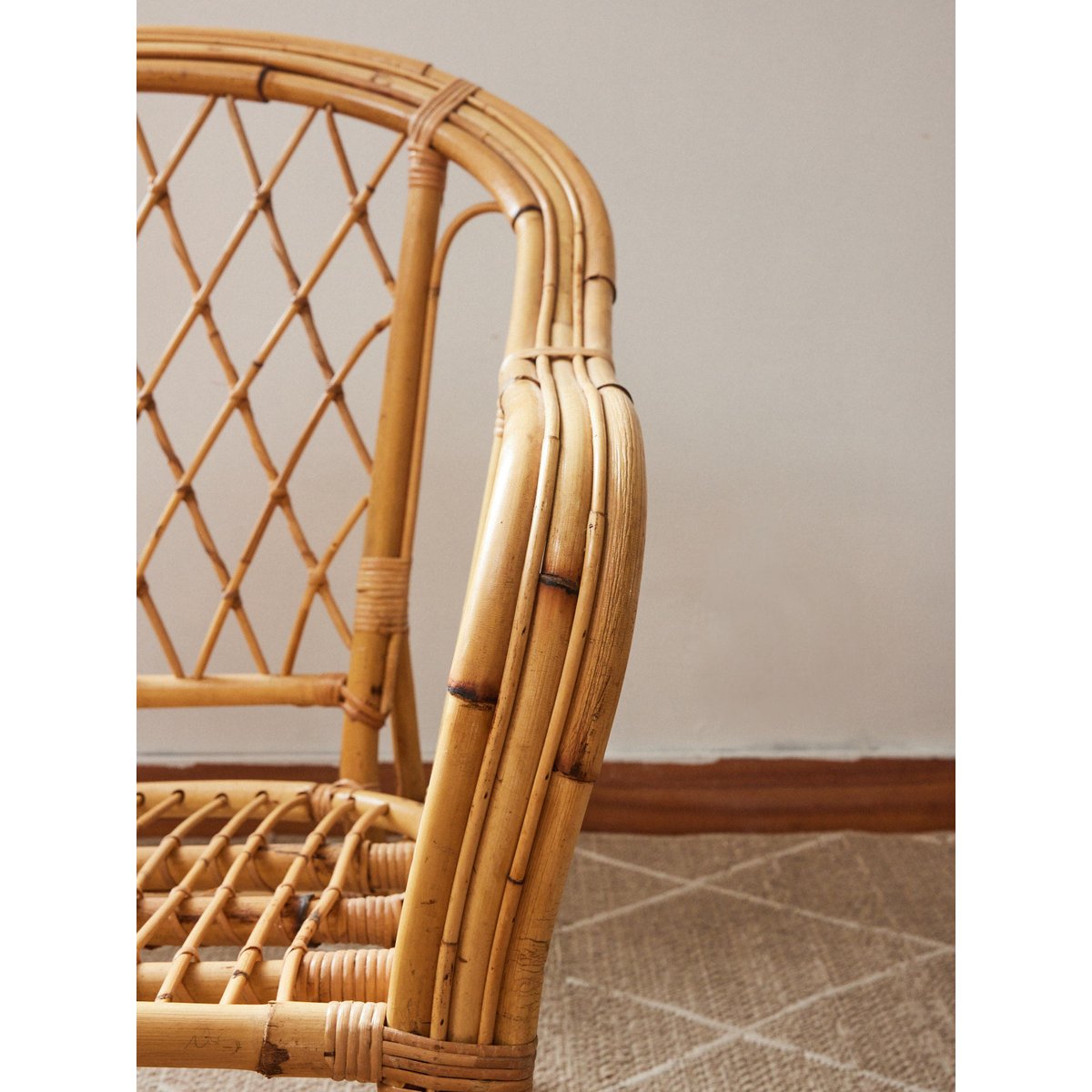 Fauteuil en rotin Ernest N°1024 - Bon état bois clair, DEBONGOUT