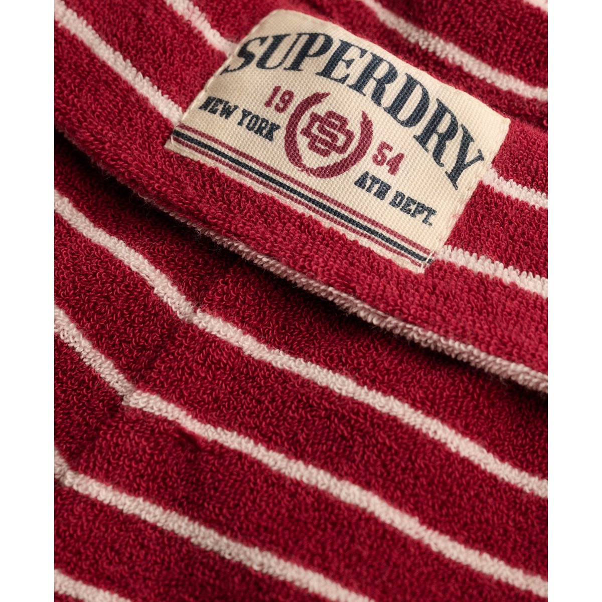 Short en tissu éponge à revers Athletic Essentials rayé rouge porto, SUPERDRY