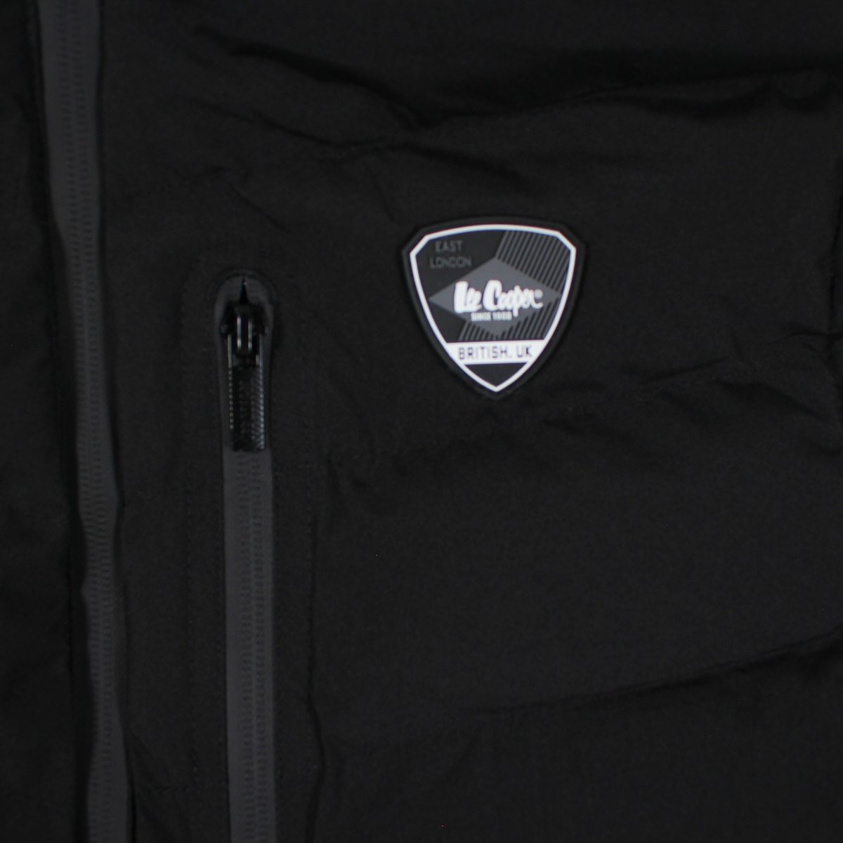 Doudoune sans manches zippée à capuche, poches zippées ALTITUDE noir, LEE COOPER