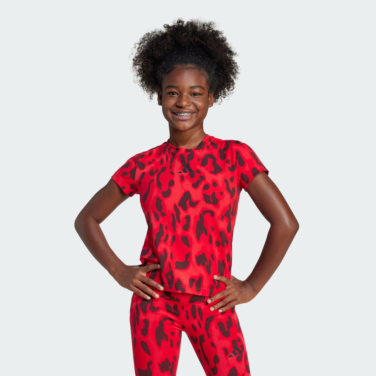 T-shirt imprimé intégral Future Icons pure ruby / better scarlet / aurora ruby / black, ADIDAS SPORTSWEAR