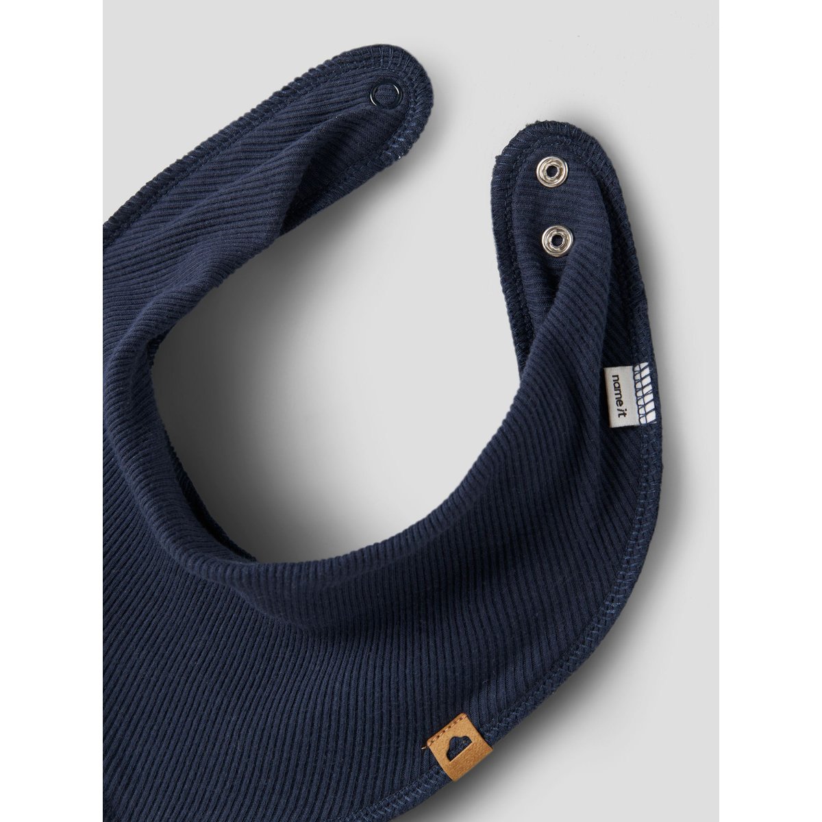 Bavoir Carré bleu - navy blazer1, NAME IT