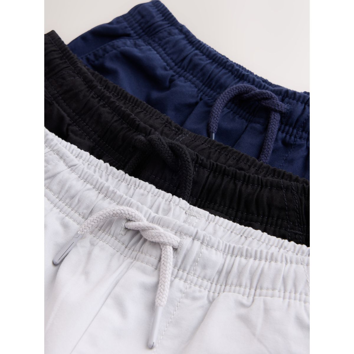 Shorts, lot de 3 noir/bleu marine/gris, NEXT
