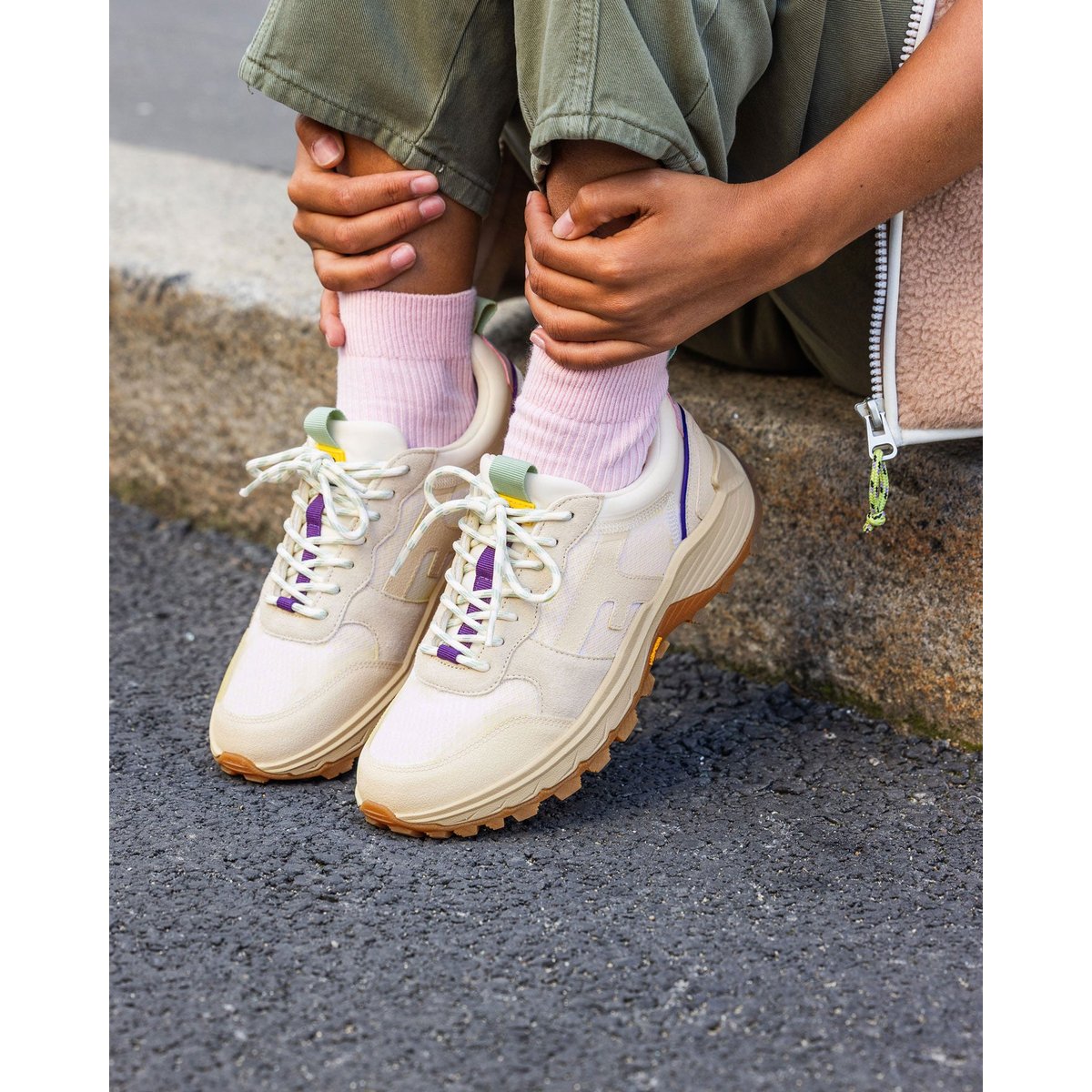 Running tissu suede HAZEL MONSTERA blanc et vert clair, FAGUO