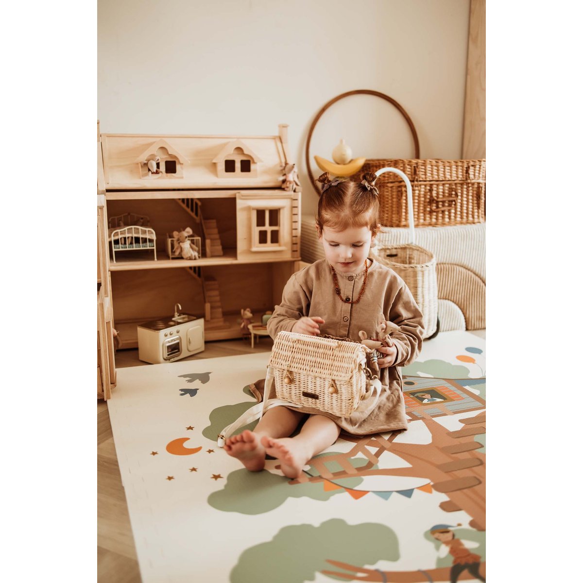 play&go - tapis puzzel, boîte de rangement & mini maison - treehouse multicolor, PLAY ET GO