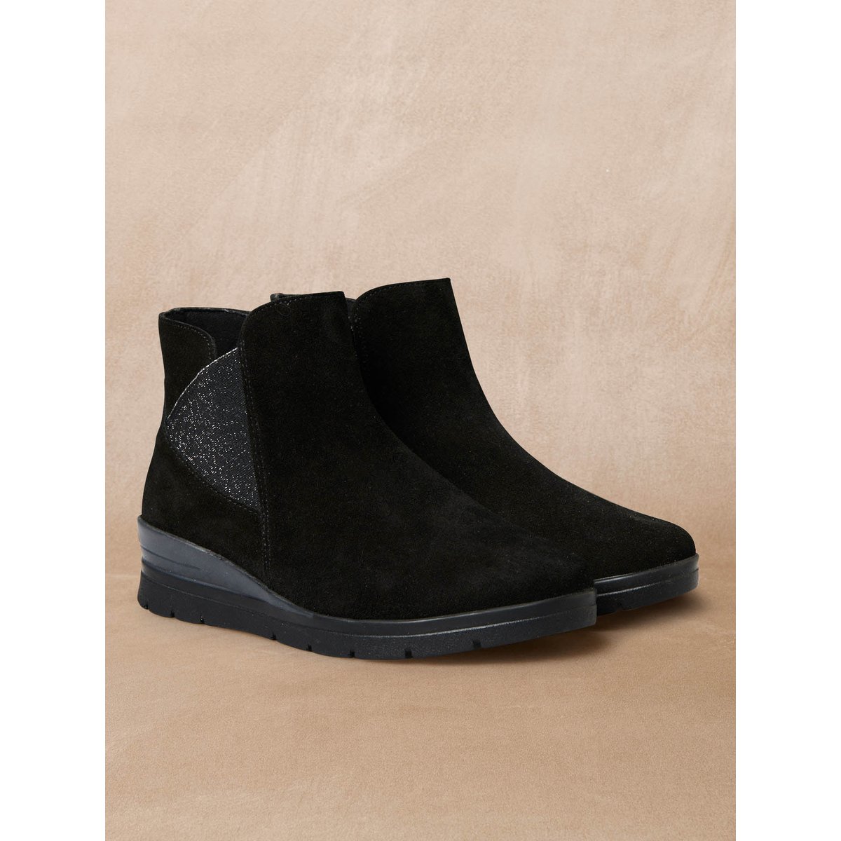 Boots large élastique et zip côté noir, PEDICONFORT