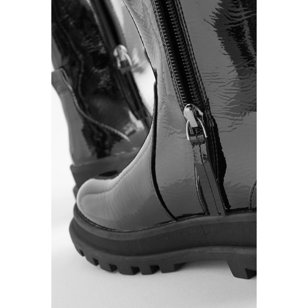 Bottines chelsea souples à semelle épaisse noir, NEXT