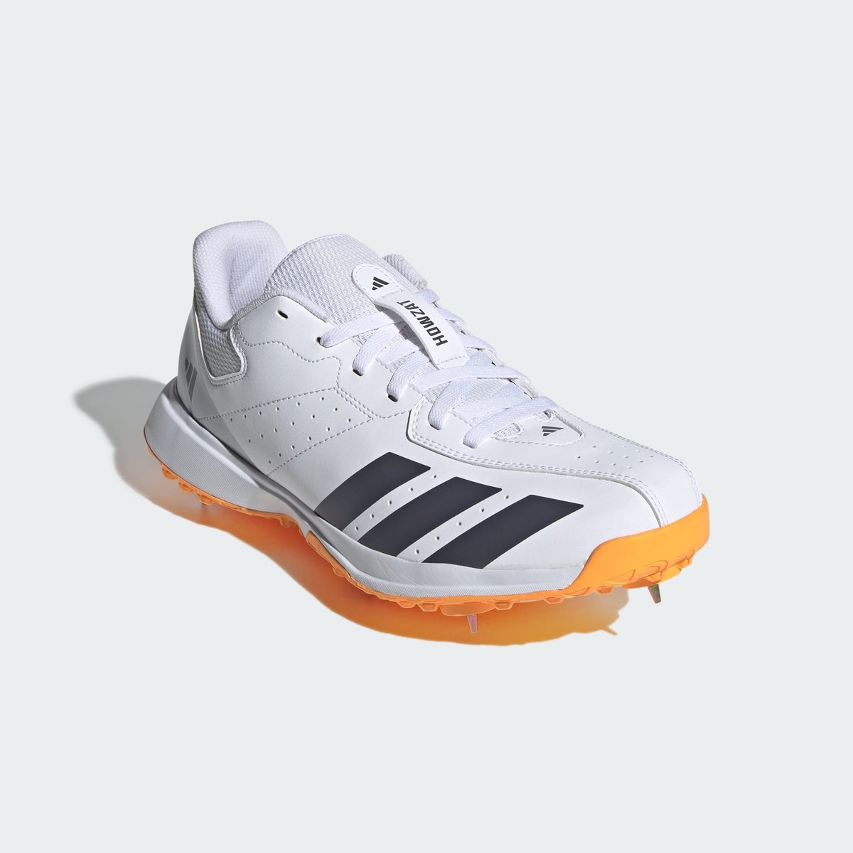Basket Howzat Spike Basket Howzat Spike cloud white / aurora onix / lucid tangerine, adidas Performance