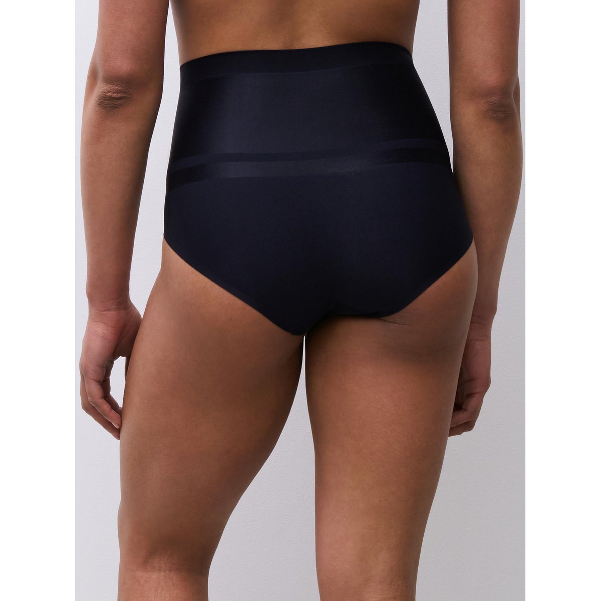 Culotte gainante taille haute BRILLIANT SHAPING noir, CHANTELLE