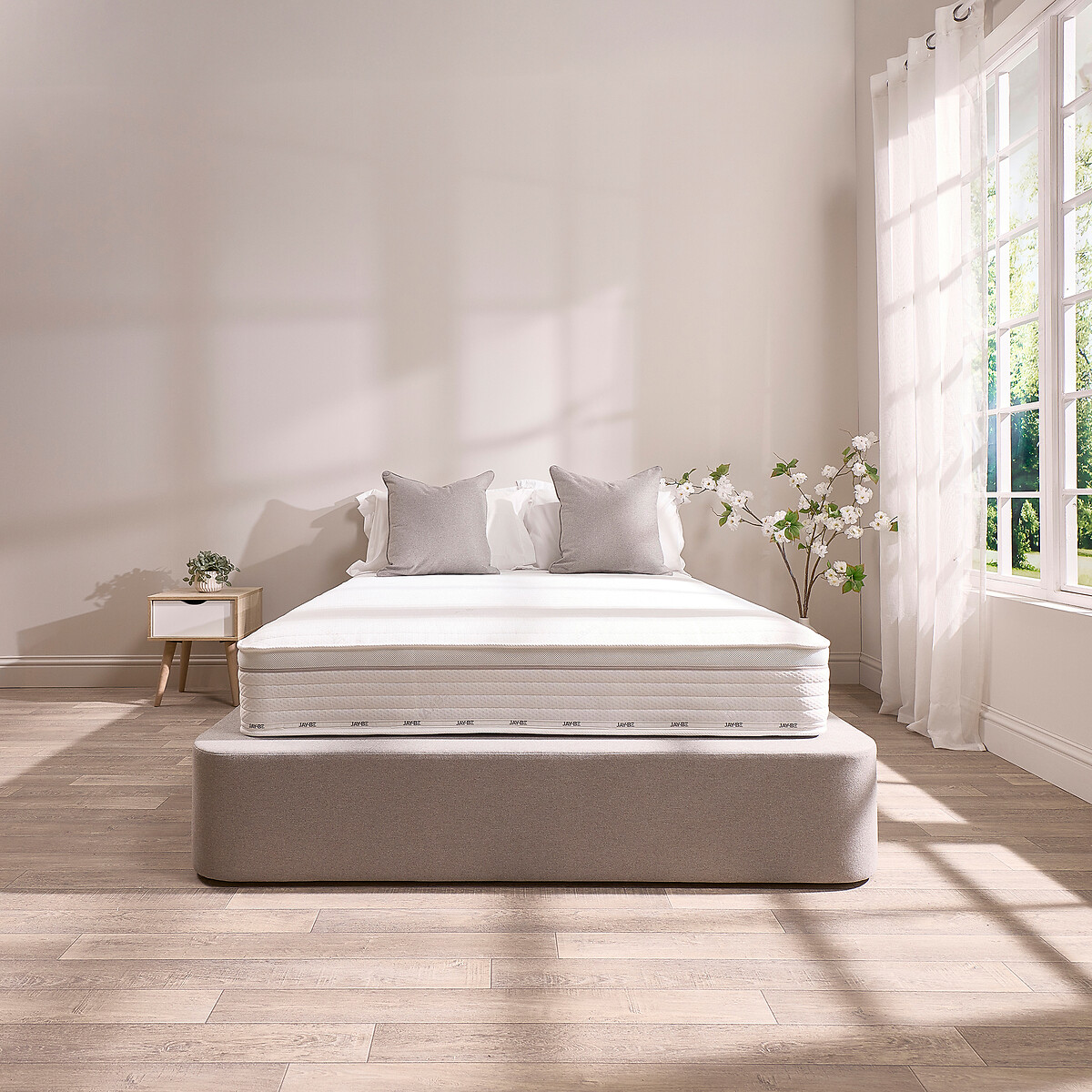 Jay-Be® Hybrid 2000 e-Pocket™ Truecore® Eco-Friendly Mattress white, JAY-BE