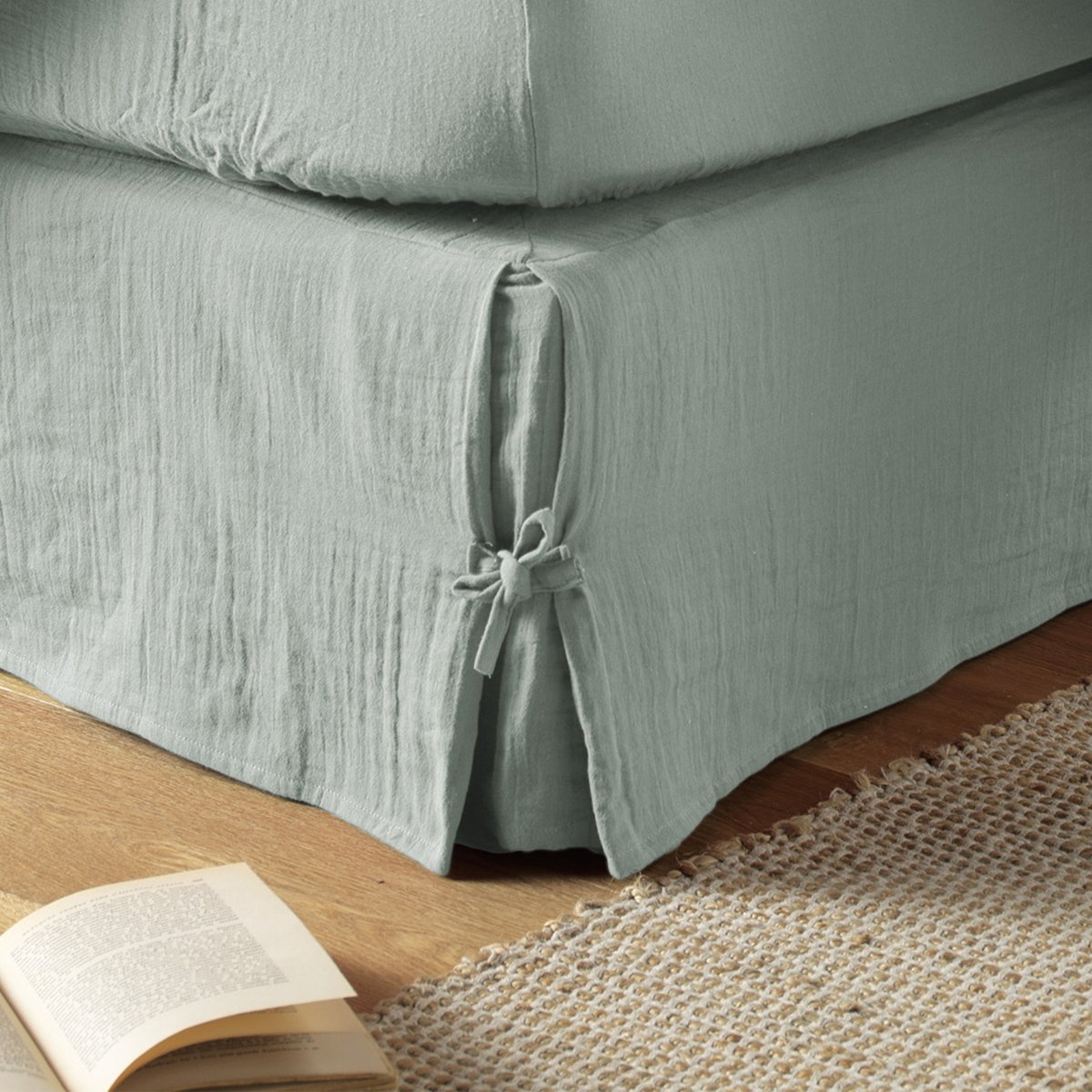 Cache sommier, en 100 % Gaze de coton, avec volant 30 cm bleu clair, EDEN