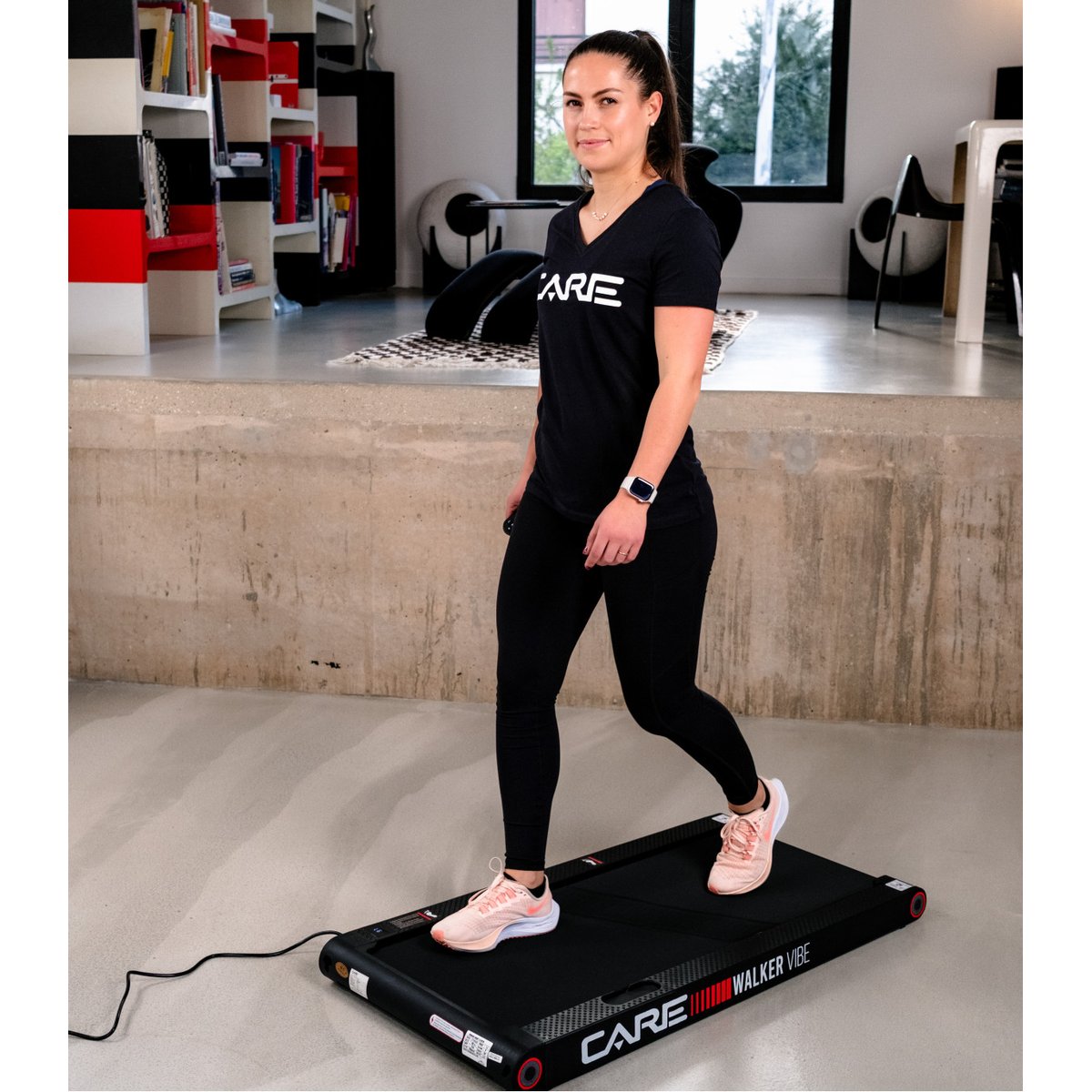 Tapis - CARE - WALKER VIBE - 6 km/h et vibrant noir, CARE FITNESS