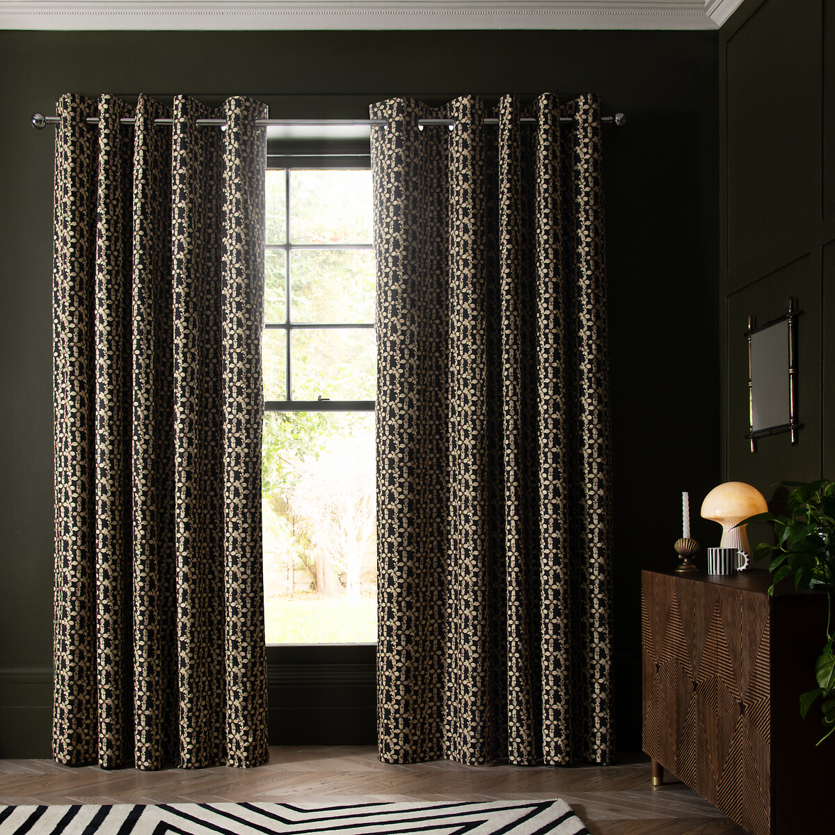 Midnight Daisy Eyelet Curtains black, ROCKETT ST GEORGE