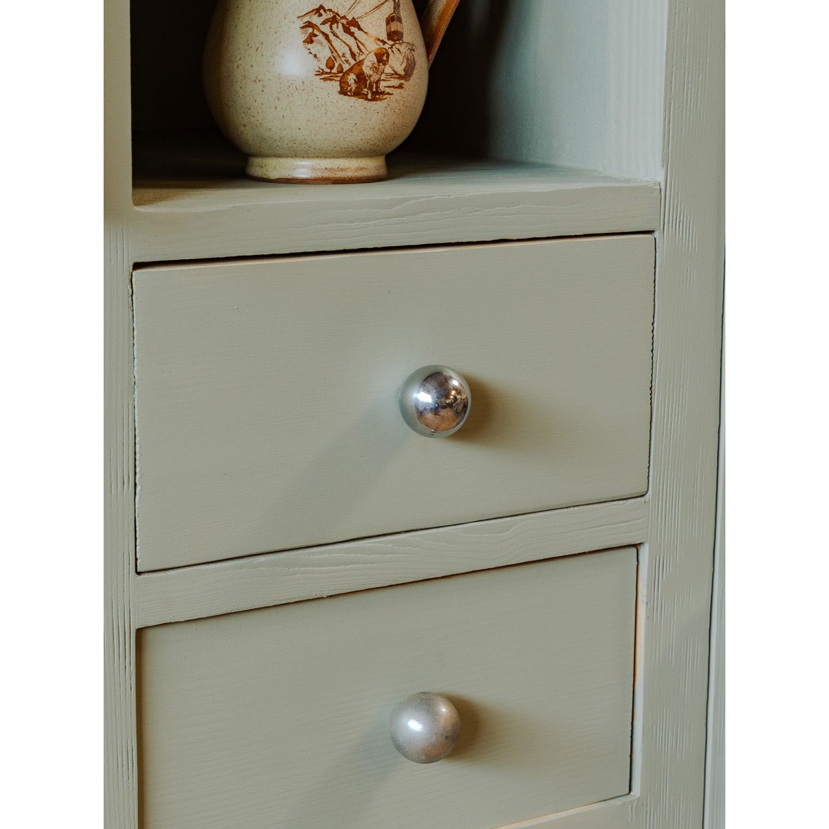 Armoire asymétrique en bois vert Blandine N°471 - Bon état kaki, DEBONGOUT