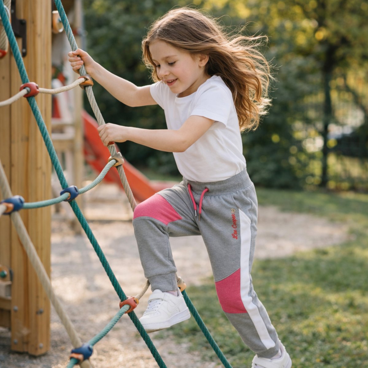 Pantalon de jogging resserré aux chevilles, coupe décontractée et taille élastique à cordon ENERGY gris, LEE COOPER