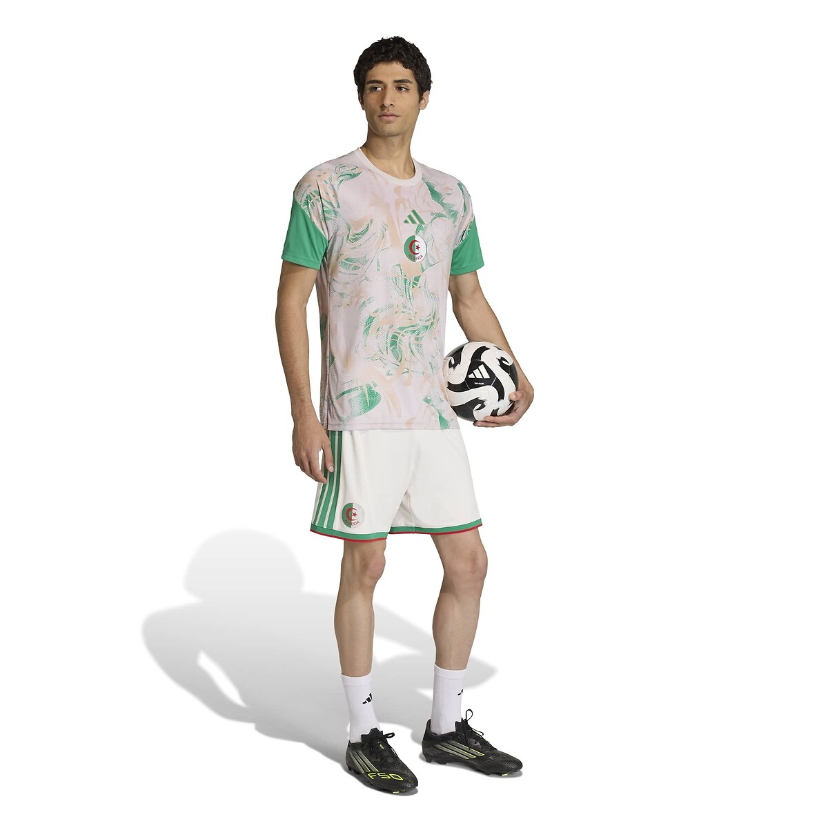 Aufwärmshirt Home Algerien, Weltmeisterschaft 2026 beige, adidas Performance