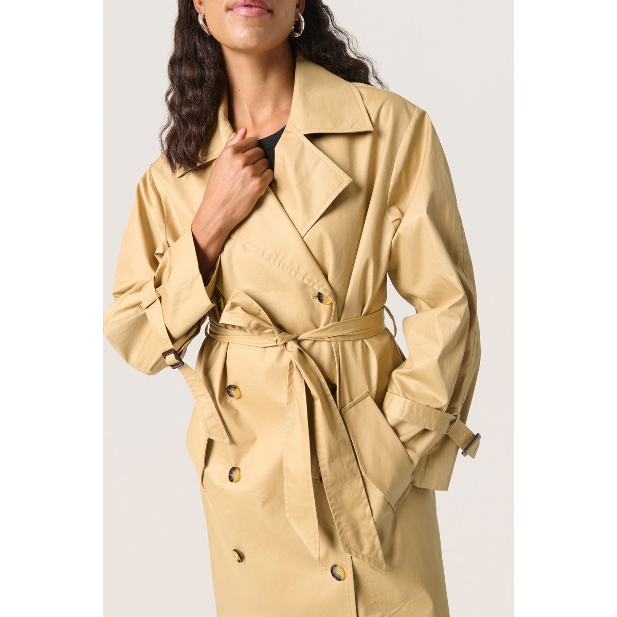Outerwear jaune curds & whey, SOAKED IN LUXURY