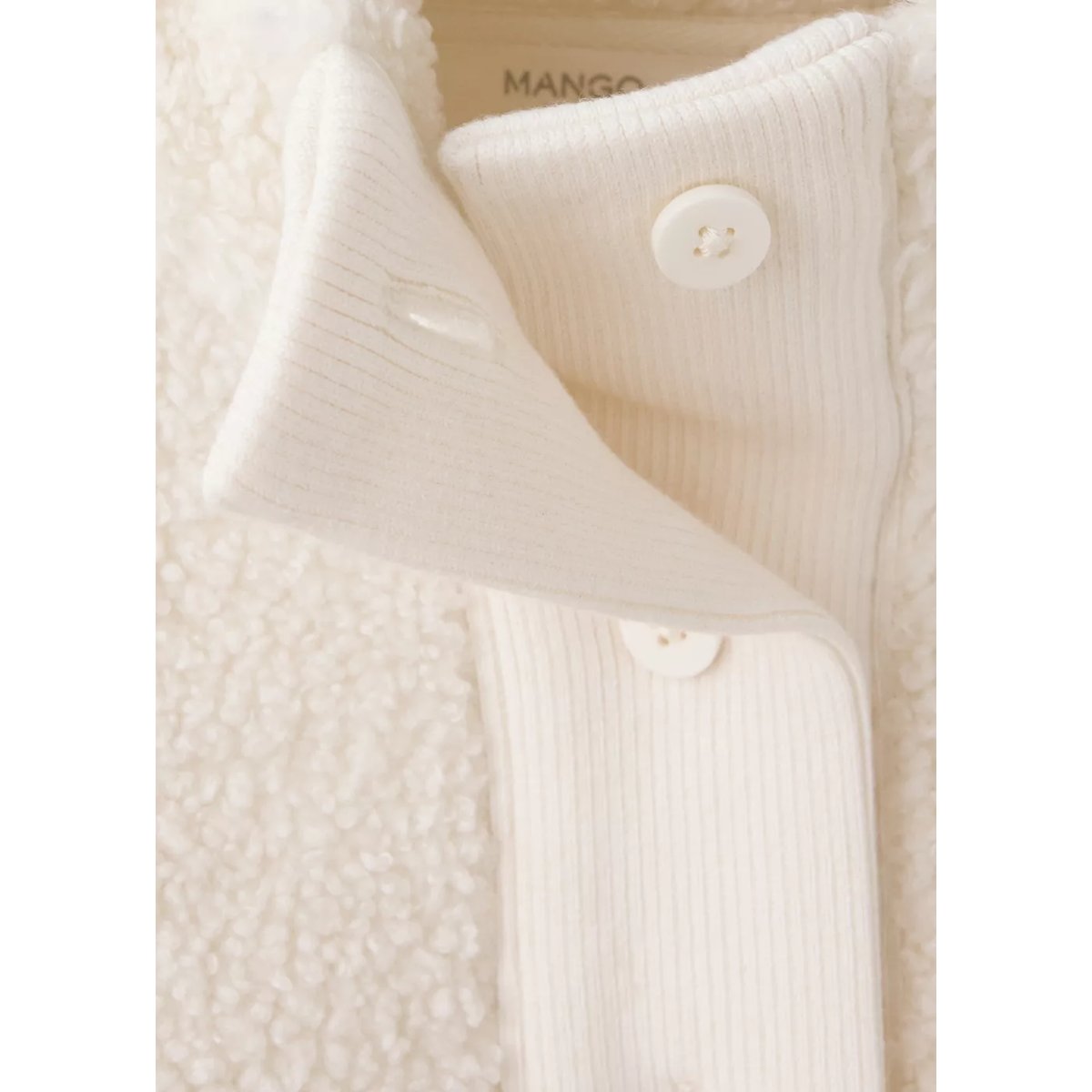 Cardigan effet mouton à boutons ivoire, MANGO
