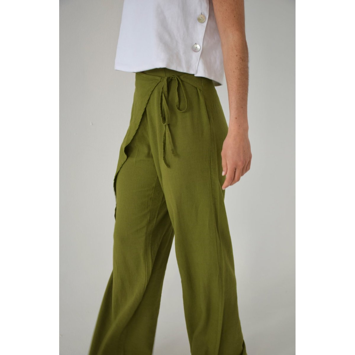 Pantalon large effet paréo CARLOTA vert olive, MINDTRAVELER