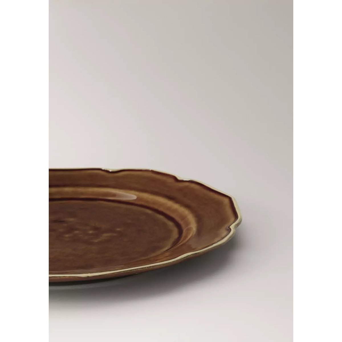 Assiette creuse grès ondulé marron moyen, MANGO HOME