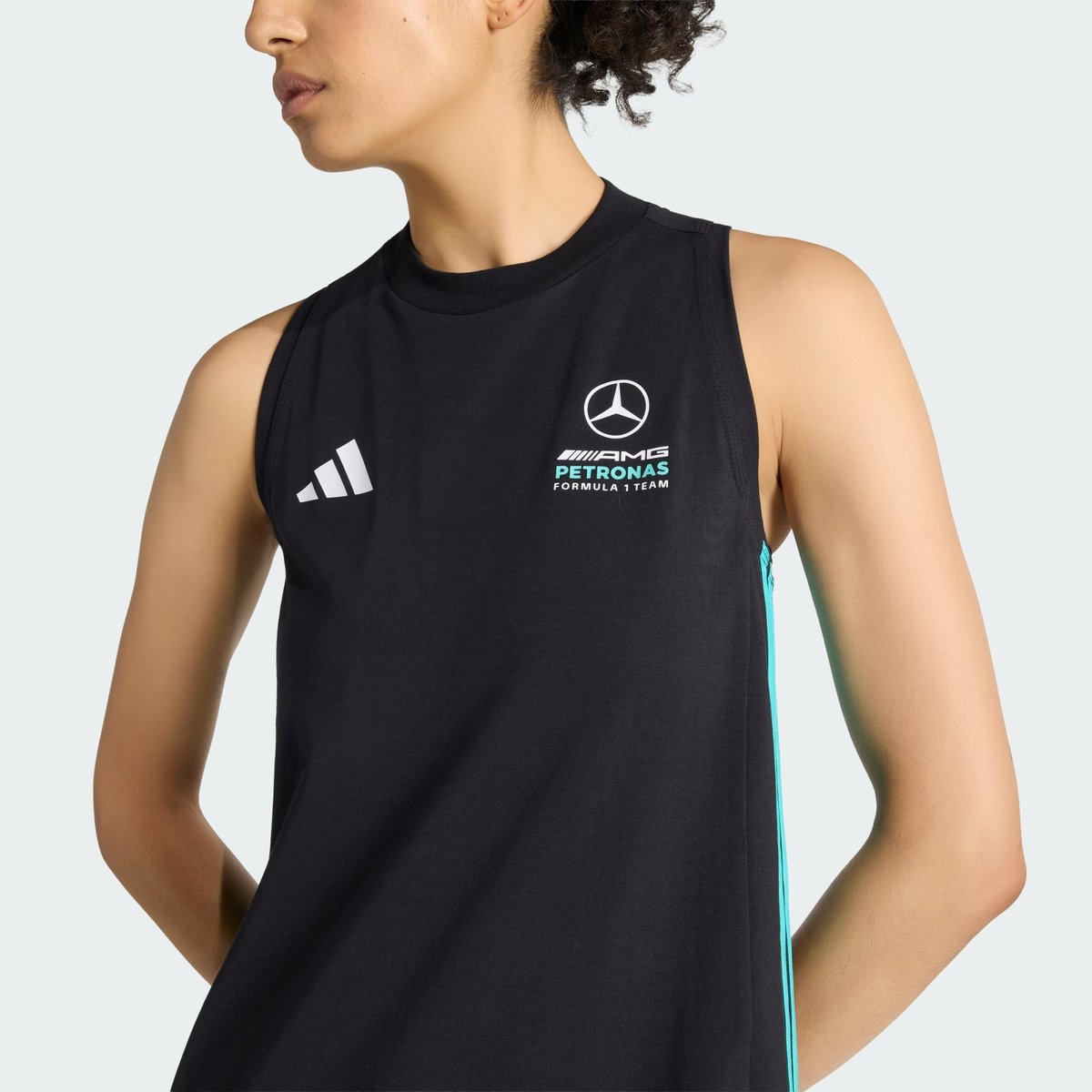 Robe Mercedes - Amg Petronas Formula 1 Team Dna Robe Mercedes - Amg Petronas Formula 1 Team Dna black / semi mint rush, adidas Performance