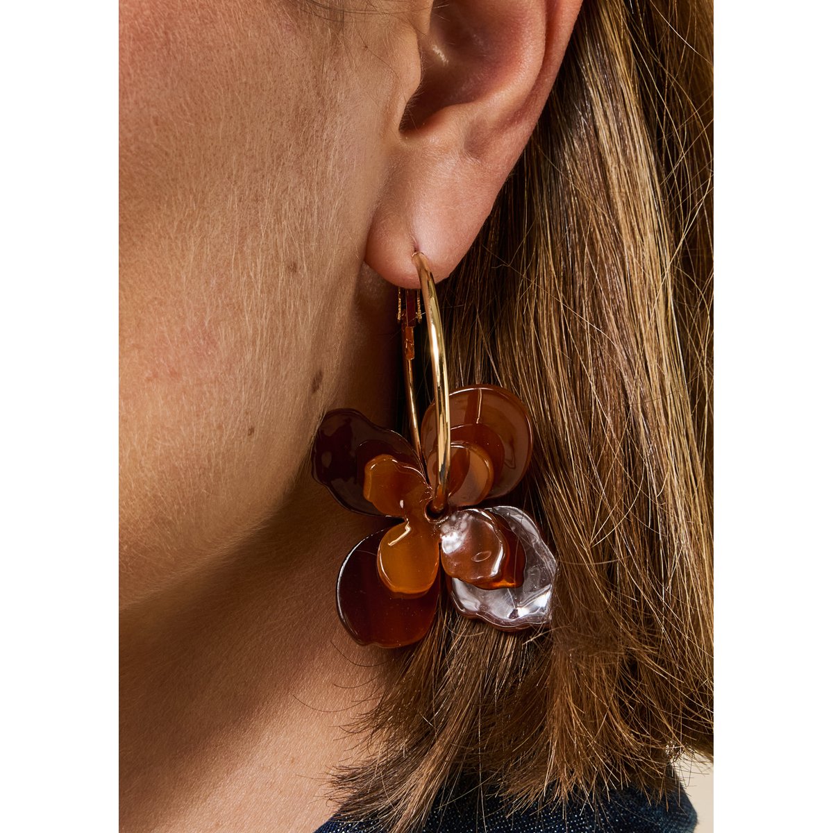 Boucles d'oreilles créoles à fleurs cognac, LA FEE MARABOUTEE