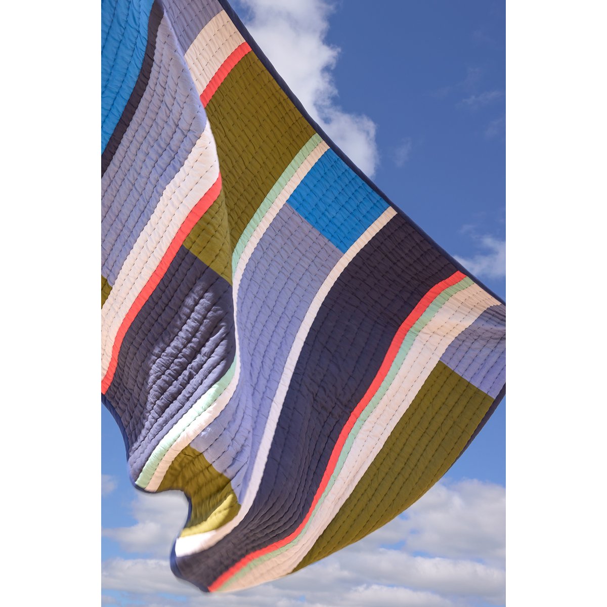 Plaid en coton PAVILION bleu/ multicoloré, HUBSCH