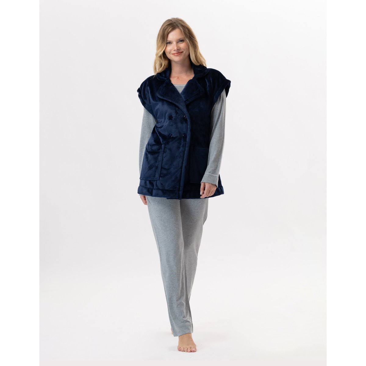 Veste manches courtes boutonnée en peluche flanelle ESSENTIEL H76A bleu, LE CHAT