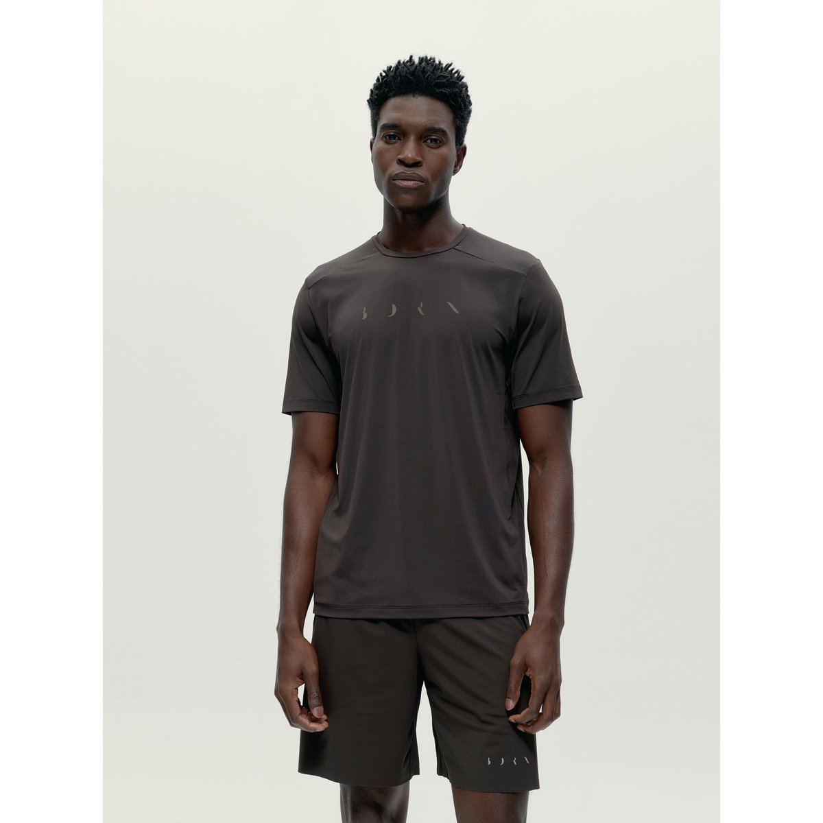 T-shirt de sport homme Volta 2.0 Manches courtes séchage rapide marron chocolat, BORN