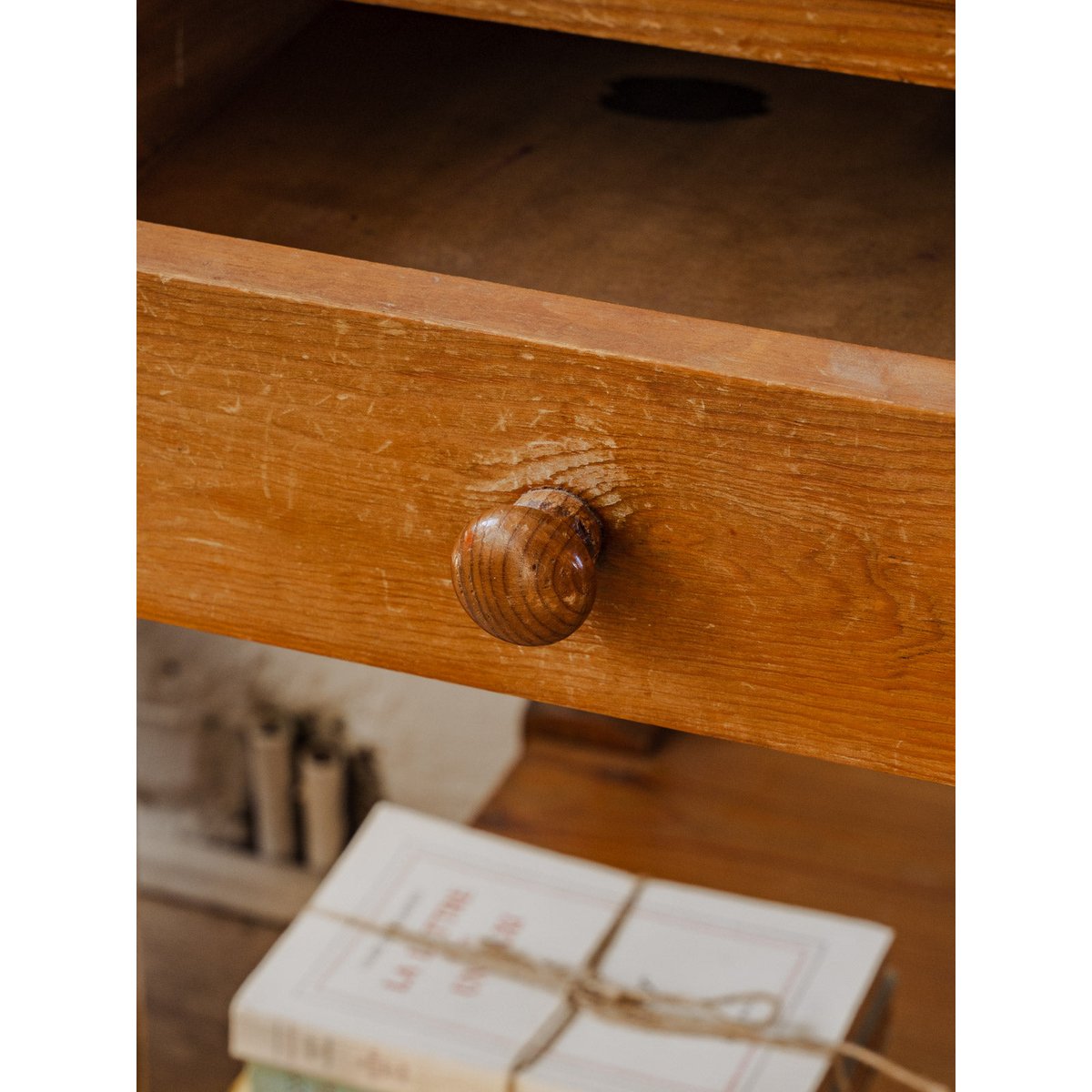 Coiffeuse vintage en bois clair Louise N°259 - Bon état bois clair, DEBONGOUT