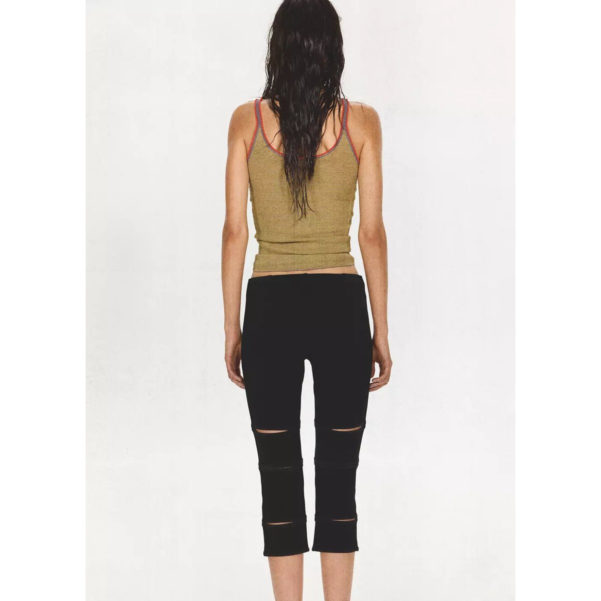 Pantalon capri ouvertures noir, MANGO