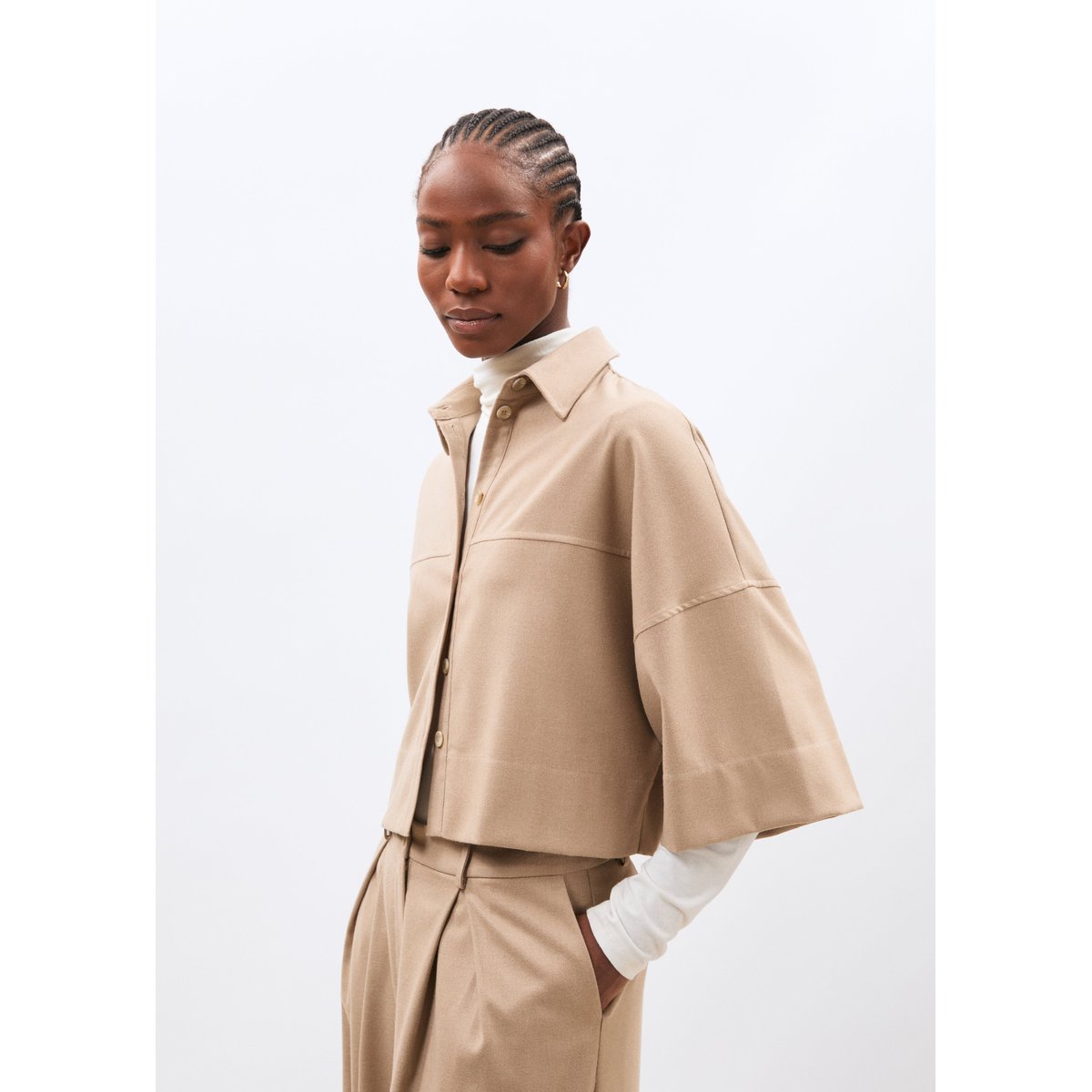 Chemise courte oversize en flanelle sable, HUMILITY