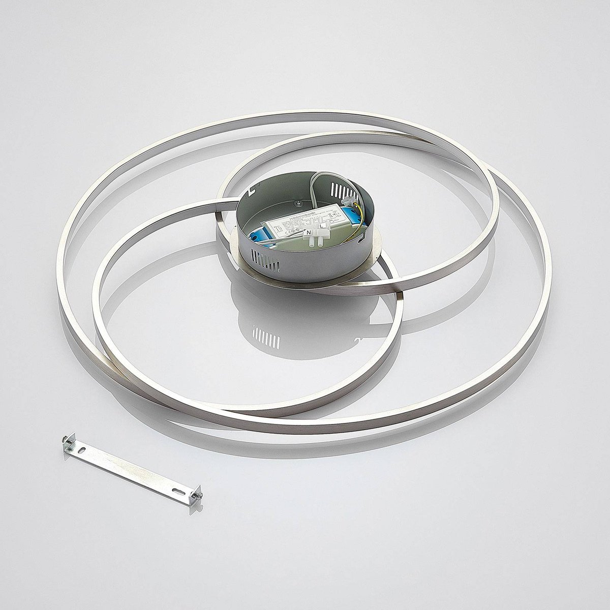 Plafonnier en métal moderneLED, Joline nickel satiné, LINDBY